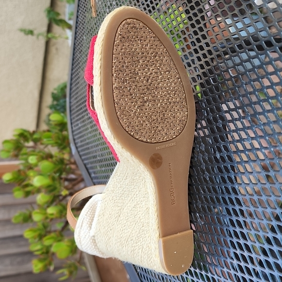 BCBG generation wedge shoes - Picture 4 of 5